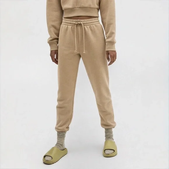 Aritzia TNA CozyAF Fleece Joggers Beige High Rise Sweatpants Size L - Picture 9 of 9